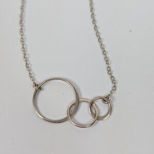 EFY 925 Sterling Silver 3 Ring Infinity Circle Necklace
